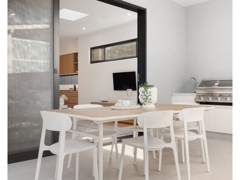 1 Kiah Place, Miranda NSW 2228