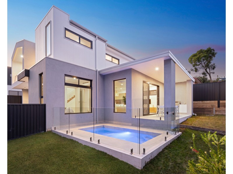 1 Kiah Place, Miranda NSW 2228