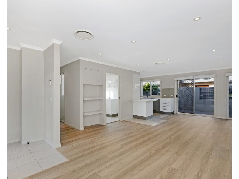 1/40-42 Durbar Avenue, Kirrawee NSW 2232