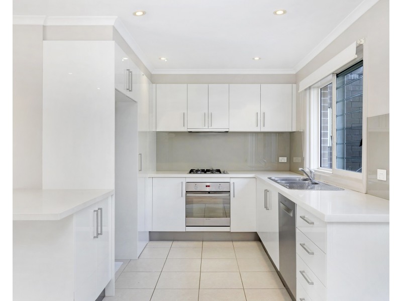 1/40-42 Durbar Avenue, Kirrawee NSW 2232