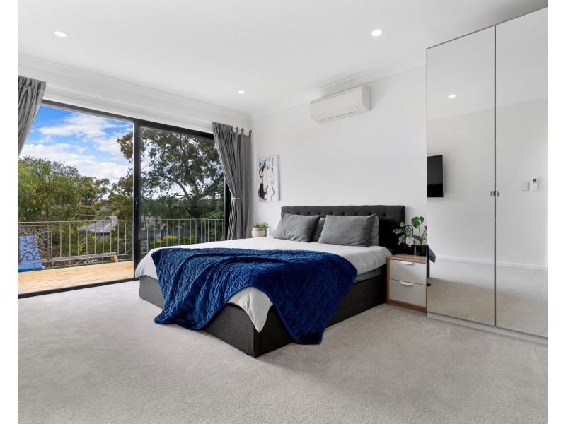 22 Tulong Place, Kirrawee NSW 2232