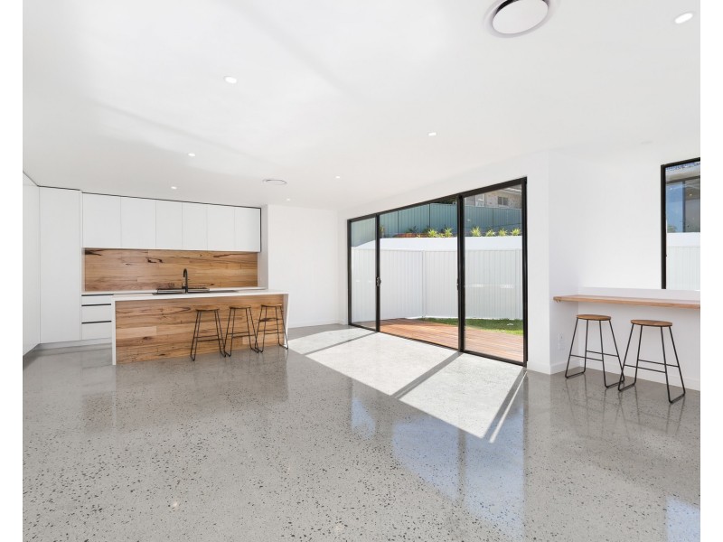 2/23 Como Road, Oyster Bay NSW 2225