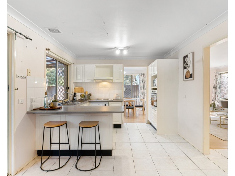 6C Bassett Place, Menai NSW 2234