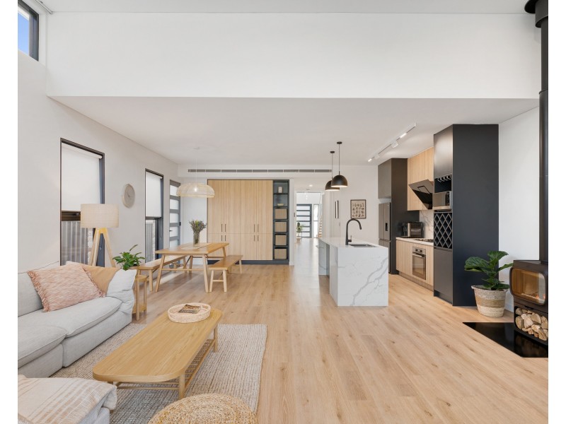 16B Gwawley Parade, Miranda NSW 2228