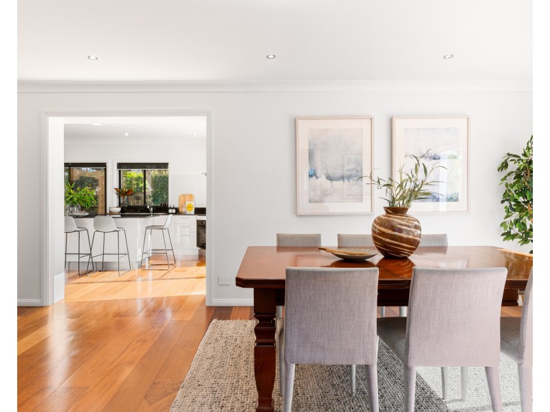 16 Blue Gum Avenue, Gymea Bay NSW 2227