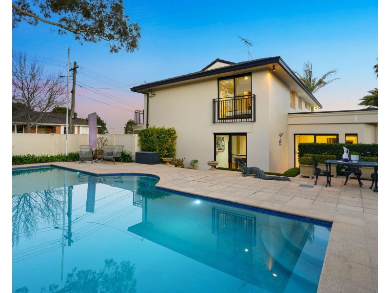 16 Blue Gum Avenue, Gymea Bay NSW 2227