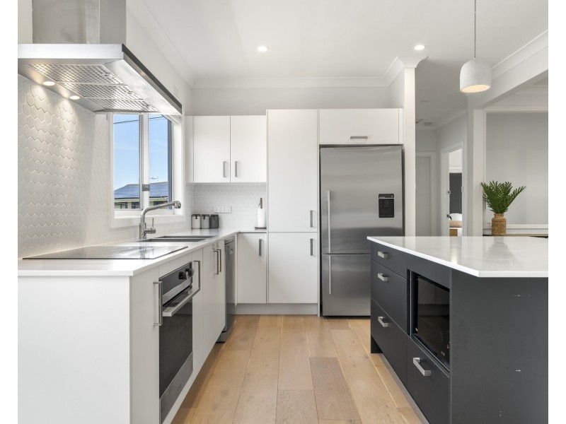 4 John Forrest Avenue, Sutherland NSW 2232