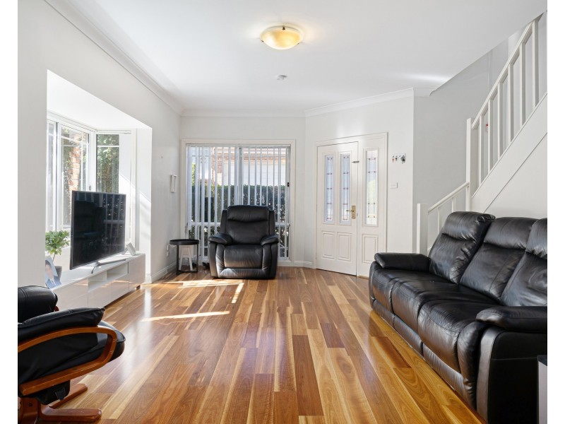 2/23 Dudley Avenue, Caringbah South NSW 2229