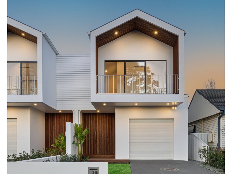 34b Crammond Boulevard, Caringbah NSW 2229