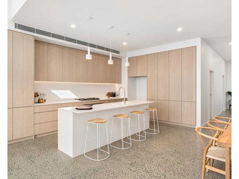 34b Crammond Boulevard, Caringbah NSW 2229