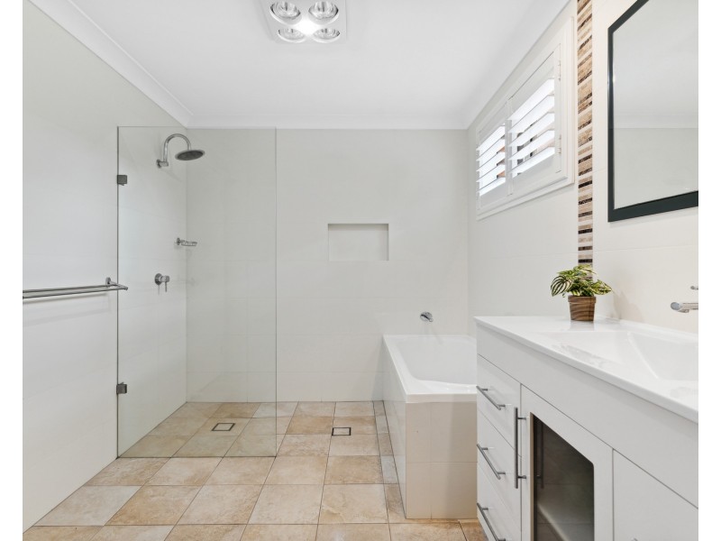 13 Bracken Close, Engadine NSW 2233