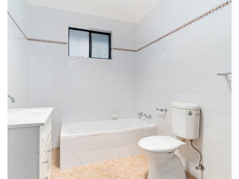 4/8 Warumbui Avenue, Miranda NSW 2228