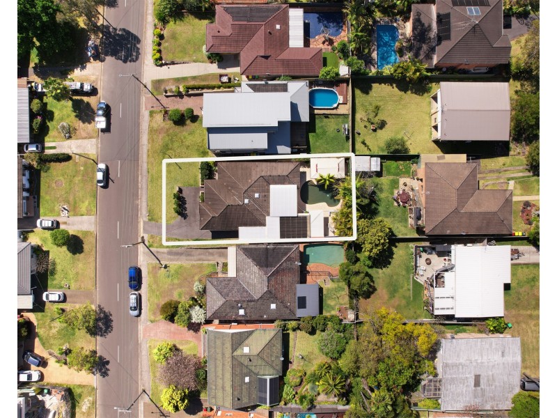 40 Oak Road, Kirrawee NSW 2232