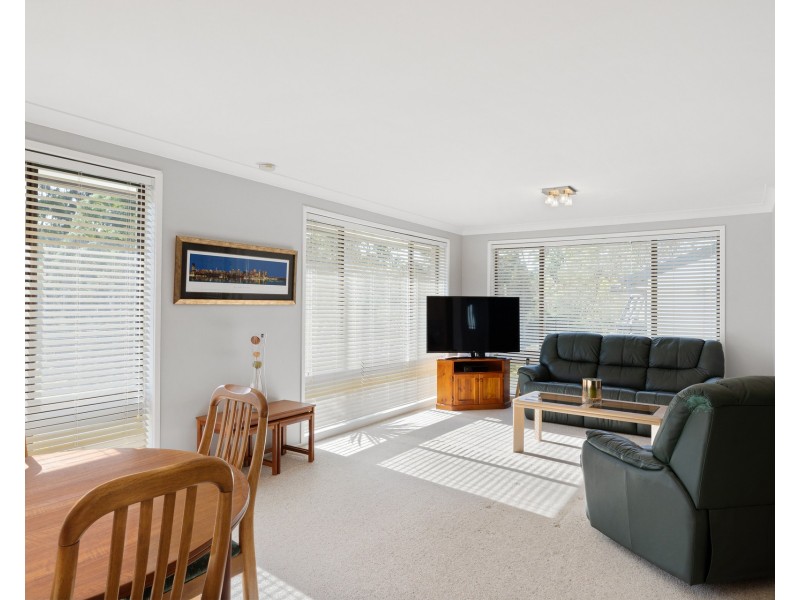 16 Lochiel Road, Engadine NSW 2233