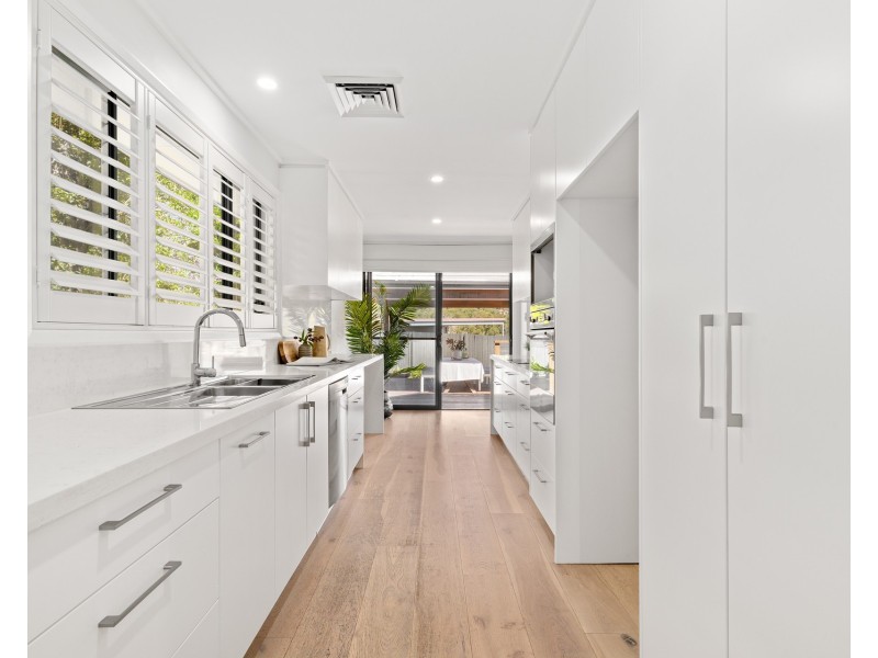 11 Cobargo Road, Gymea Bay NSW 2227