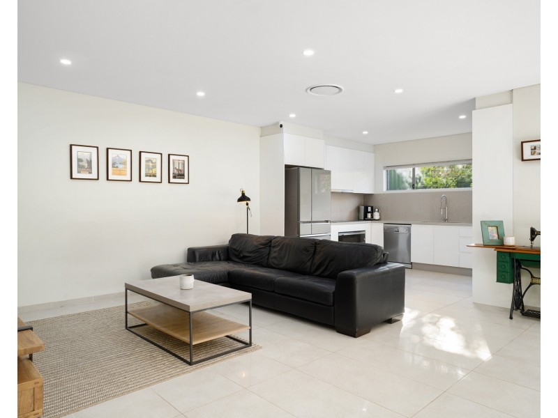 3/321 Port Hacking Road, Miranda NSW 2228