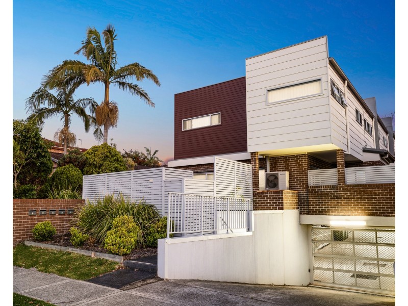 3/321 Port Hacking Road, Miranda NSW 2228