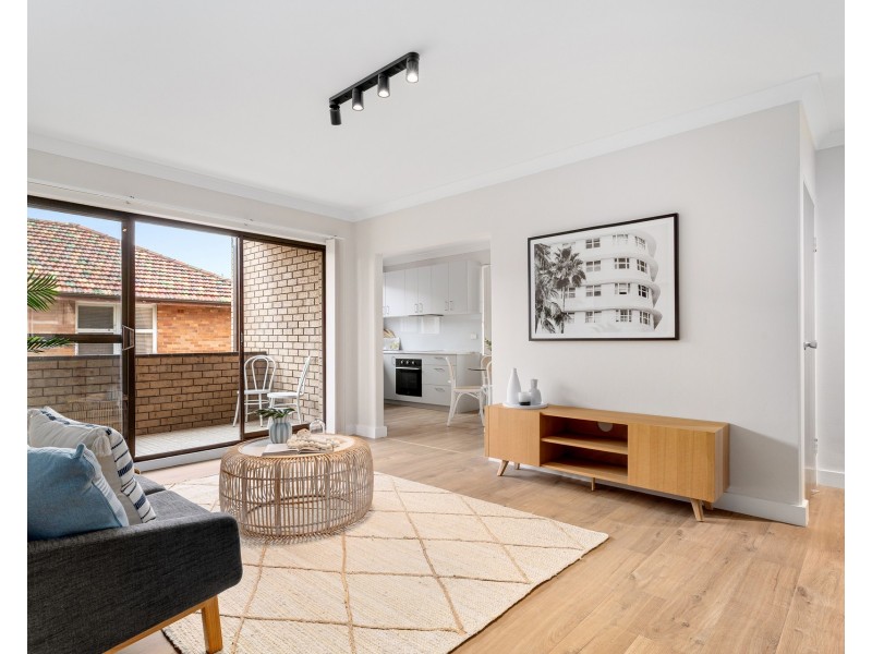 2/6 Caronia Avenue, Cronulla NSW 2230