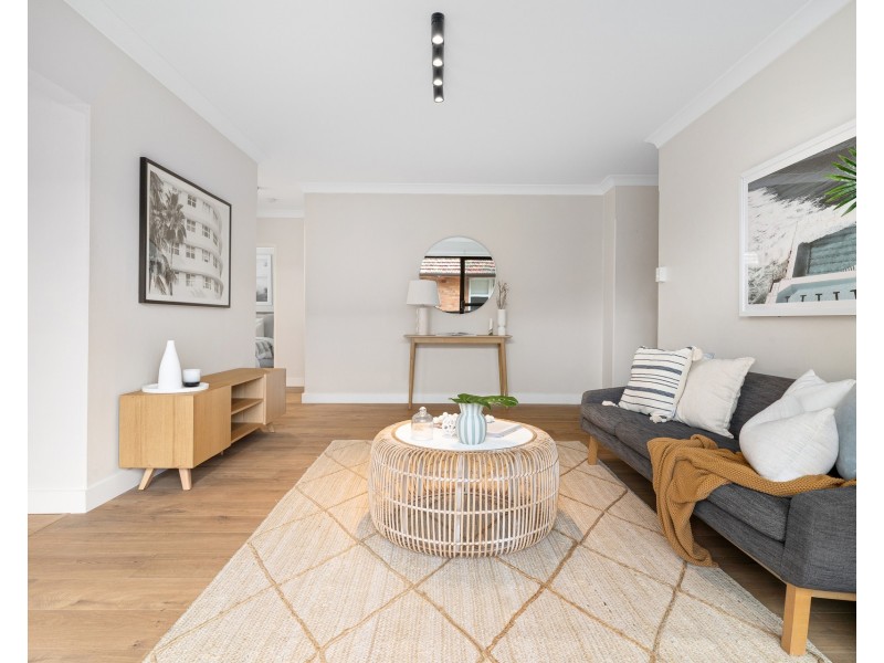 2/6 Caronia Avenue, Cronulla NSW 2230
