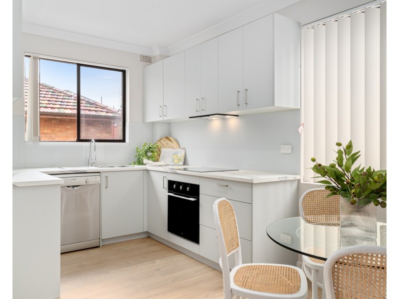 2/6 Caronia Avenue, Cronulla NSW 2230