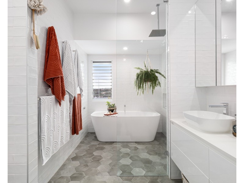 35 Kiwong Street, Yowie Bay NSW 2228