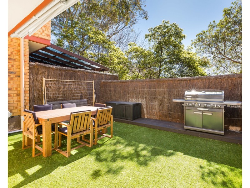 2/81 Bath Road, Kirrawee NSW 2232
