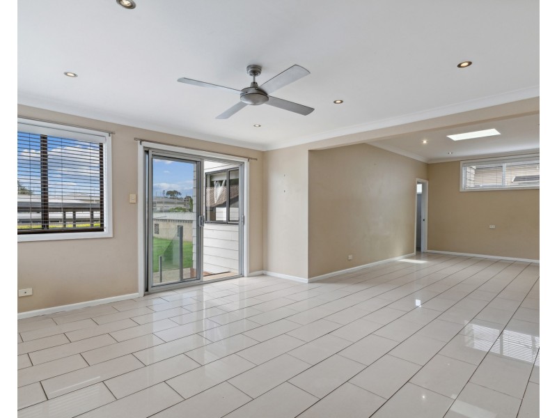 66 Acacia Road, Kirrawee NSW 2232