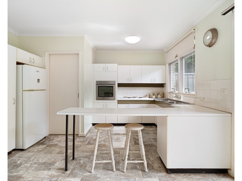 8/82 Yathong Road, Caringbah NSW 2229