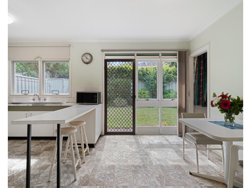 8/82 Yathong Road, Caringbah NSW 2229