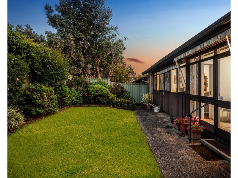 8/82 Yathong Road, Caringbah NSW 2229