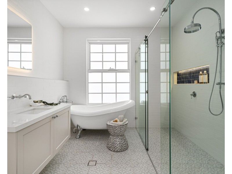 50 Carramar Crescent, Miranda NSW 2228