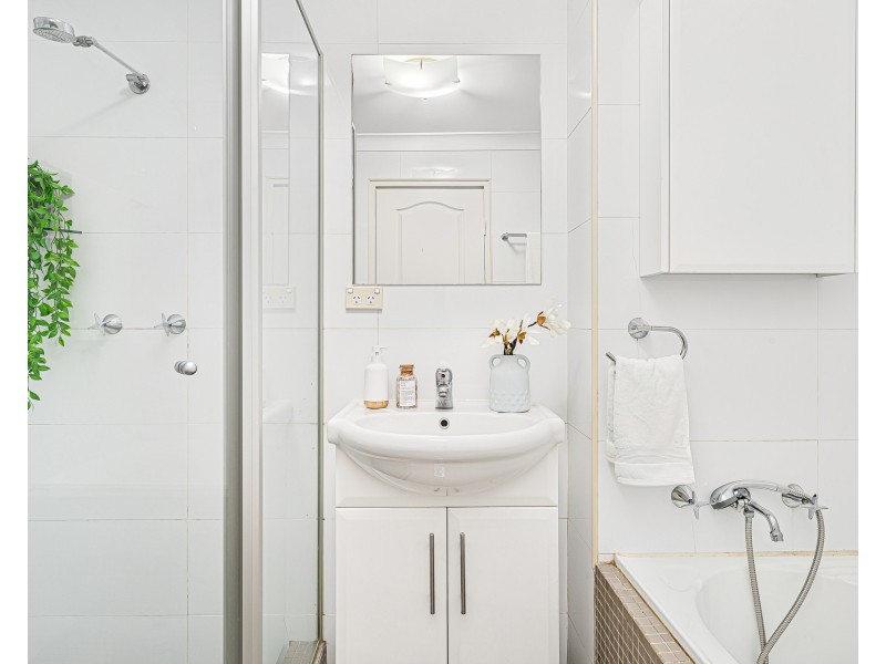 2/37-41 Premier Street, Gymea NSW 2227