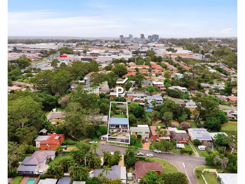 8 Stirling Avenue, Kirrawee NSW 2232