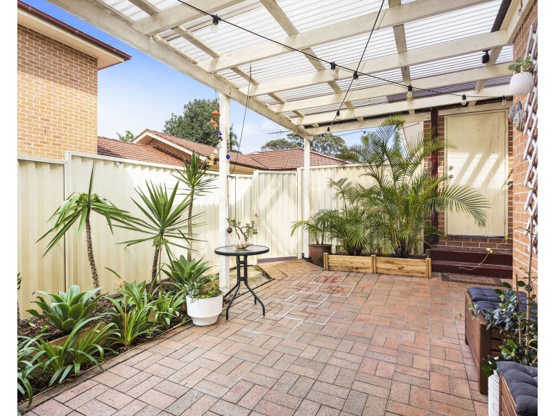 2/141-145 Kareena Road, Miranda NSW 2228