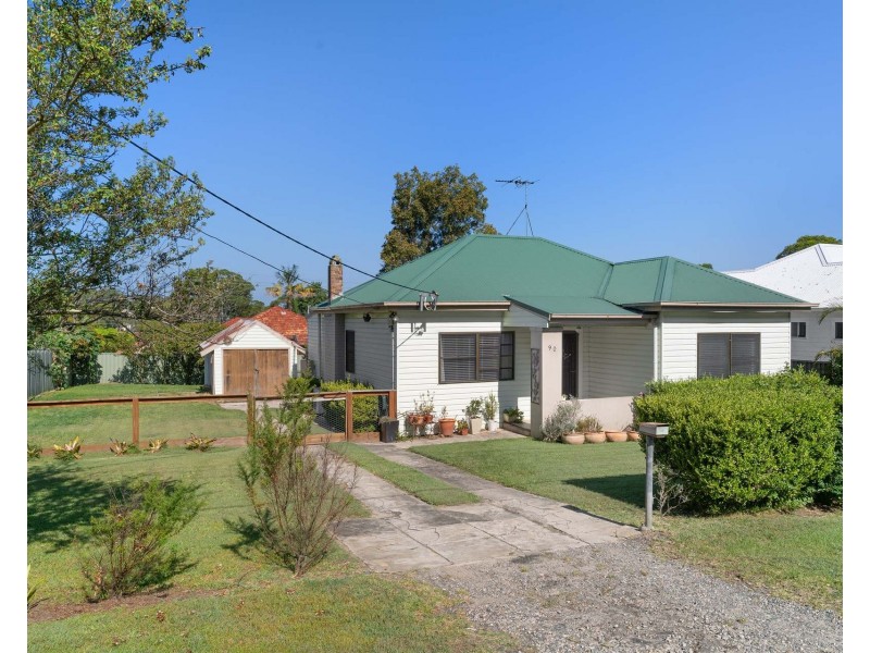 90 Eton Street, Sutherland NSW 2232