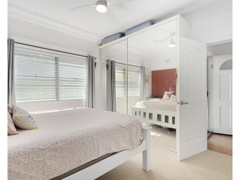 90 Eton Street, Sutherland NSW 2232