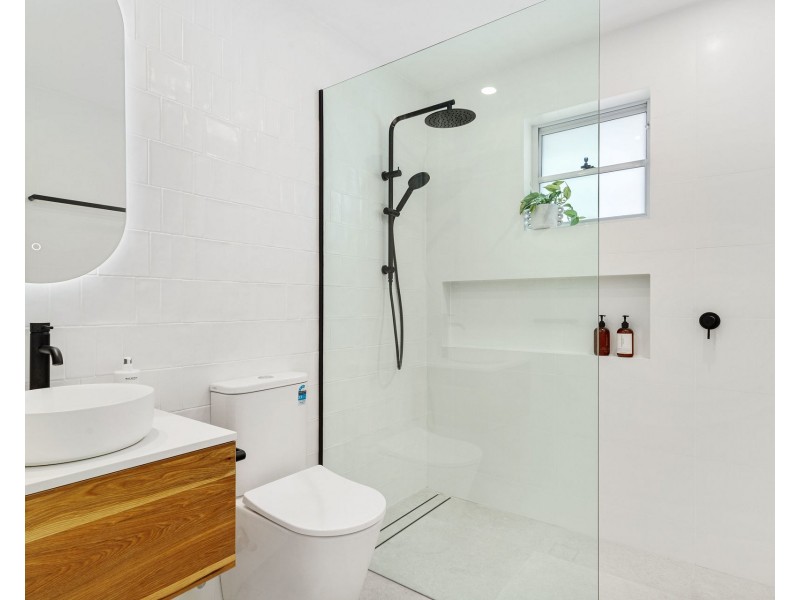 13 Dudley Street, Kirrawee NSW 2232