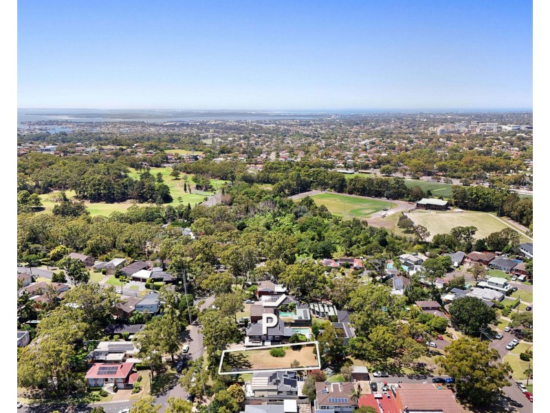 142 Garnet Road, Kirrawee NSW 2232