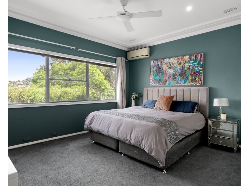 15 Loves Avenue, Oyster Bay NSW 2225