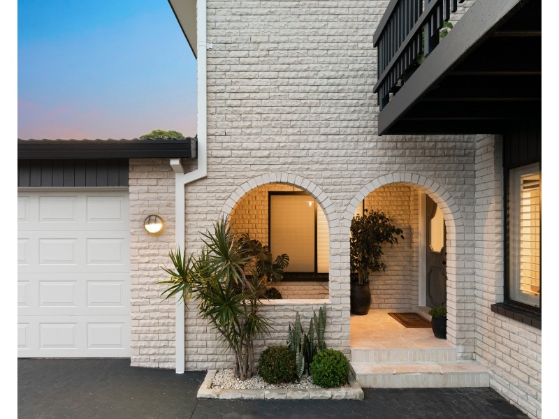 15 Horns Avenue, Gymea Bay NSW 2227