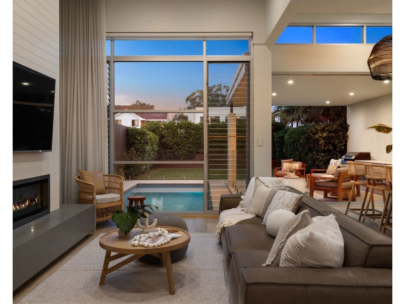 4A Walker Avenue, Gymea NSW 2227