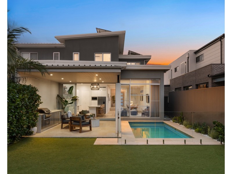 4A Walker Avenue, Gymea NSW 2227