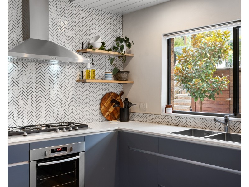 1 Valley Way, Gymea Bay NSW 2227