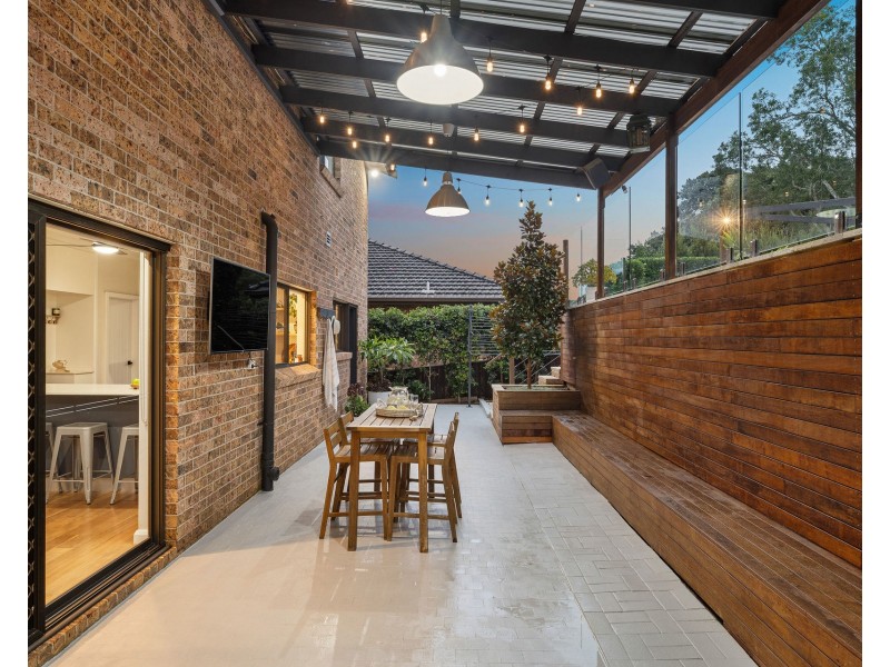 1 Valley Way, Gymea Bay NSW 2227