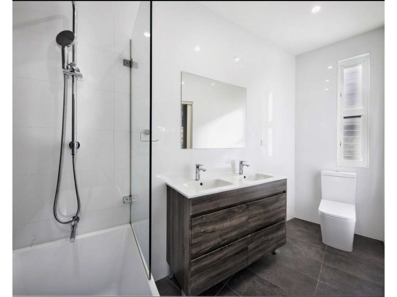 4/201 Parraweena Road, Miranda NSW 2228