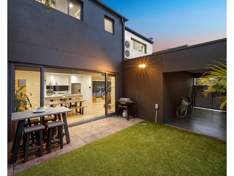 26 Moona Road, Kirrawee NSW 2232