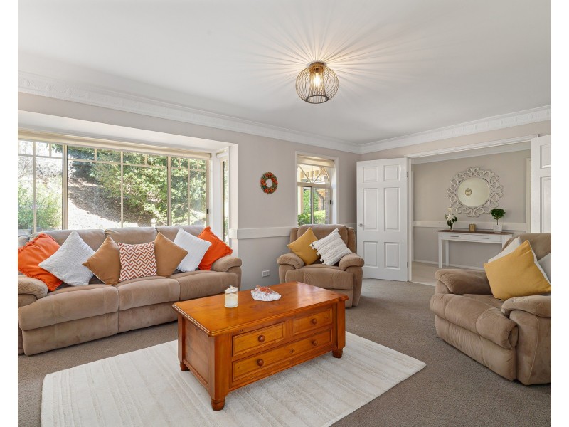 25 Treborth Place, Menai NSW 2234