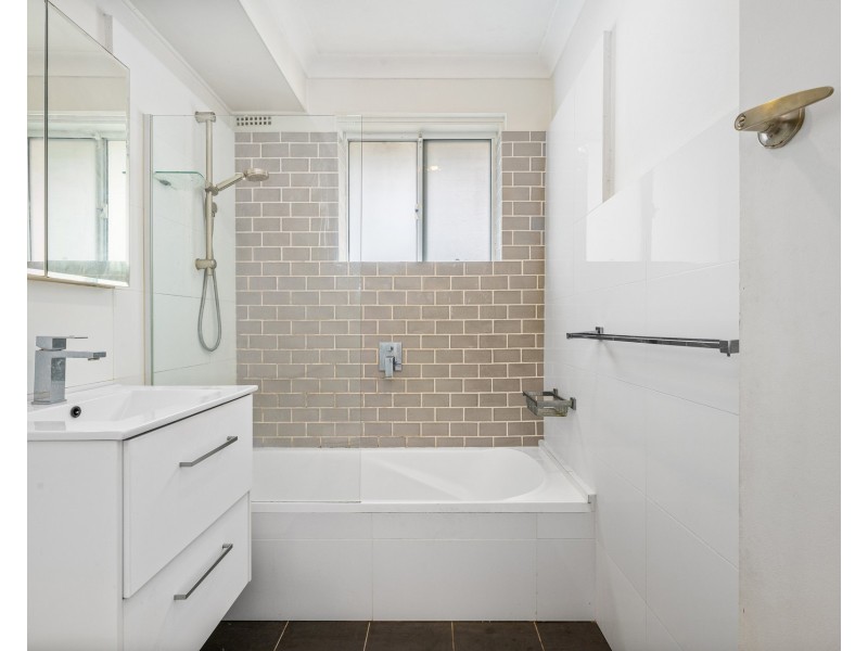 9/390 Port Hacking Road, Caringbah NSW 2229