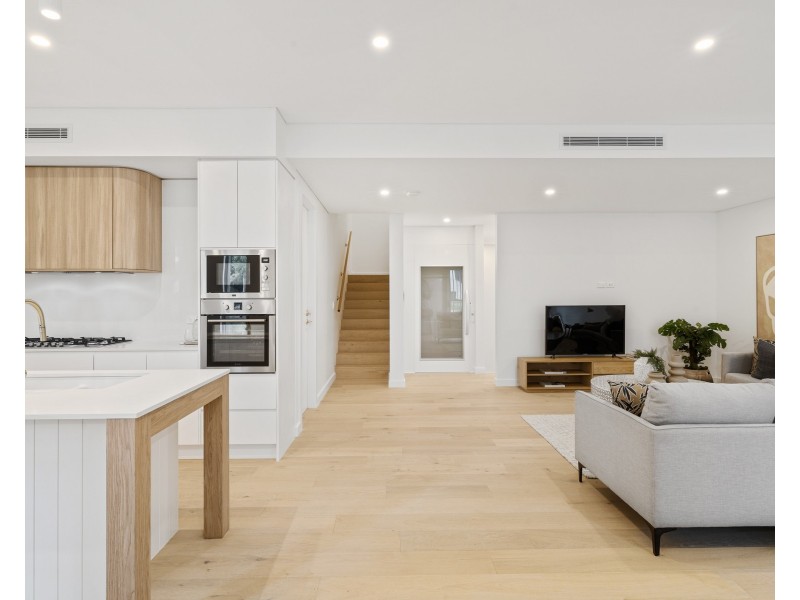75 Saunders Bay Road, Caringbah South NSW 2229
