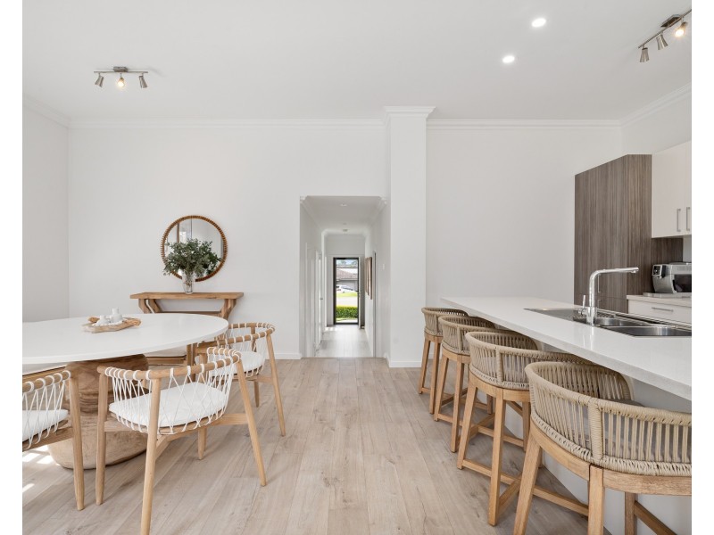 14A Kershaw Road, Menai NSW 2234